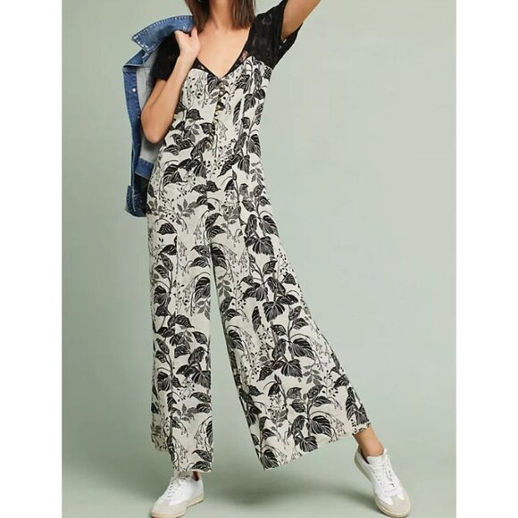 Anthropologie Jumpsuit Wide Leg Women 0 Crop Leaf Floral Black Lace Short Sleeve - Picture 1 of 12